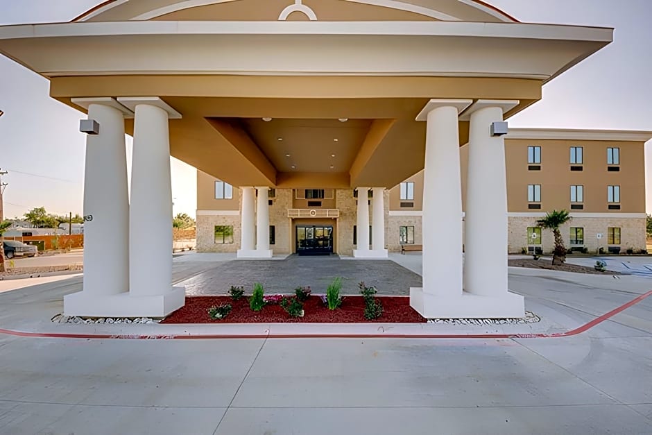Holiday Inn Express Carrizo Springs By IHG