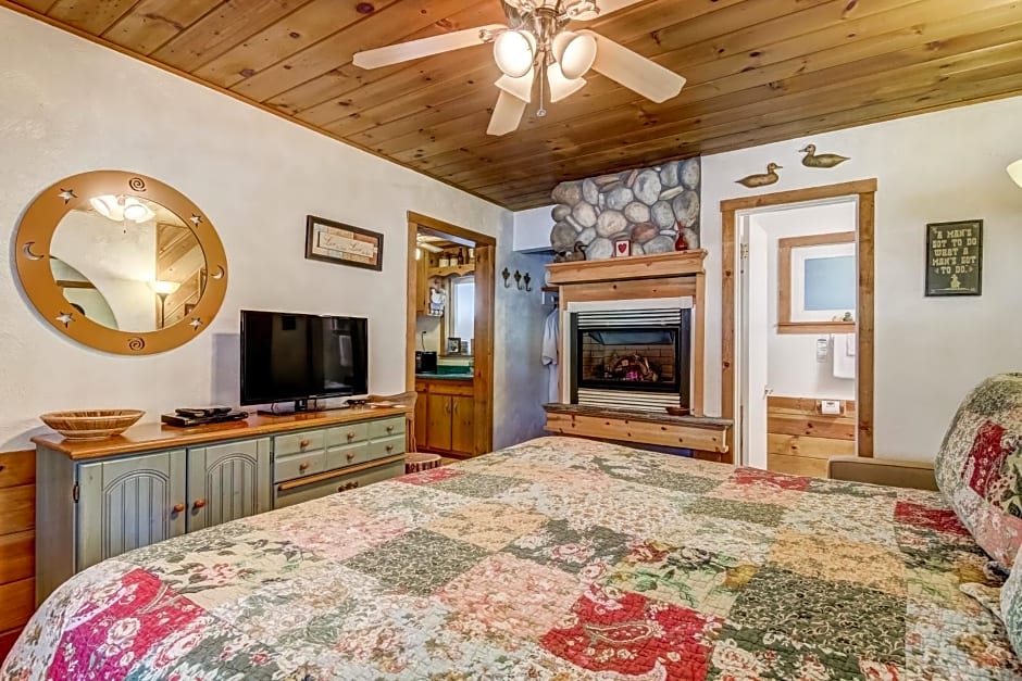 Heavenly Valley Lodge Bed & Breakfast