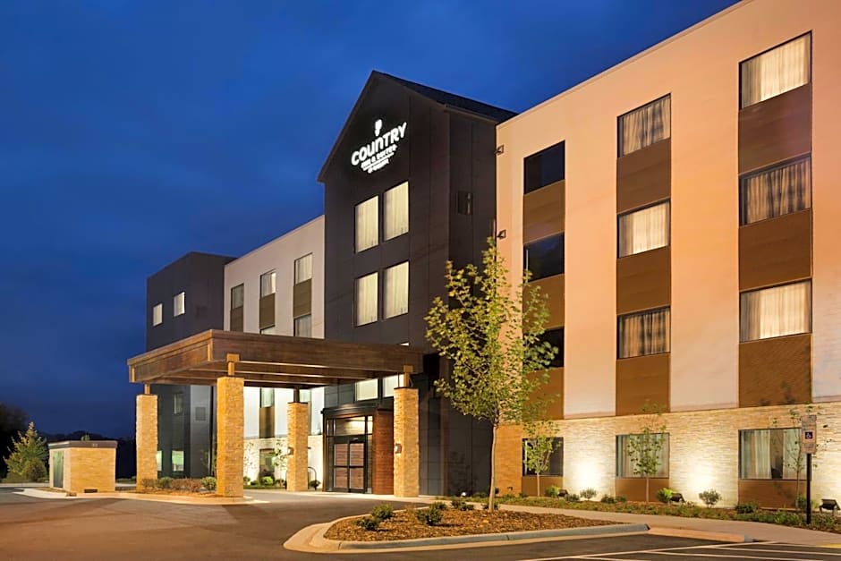 Country Inn & Suites by Radisson Asheville River Arts District