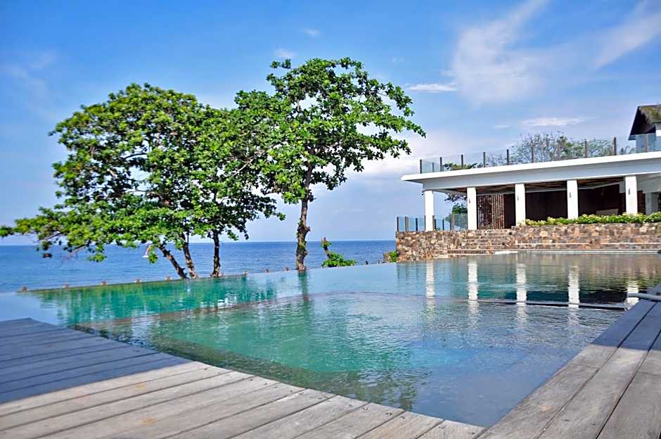 Rajavilla Lombok Resort - Seaside Serenity