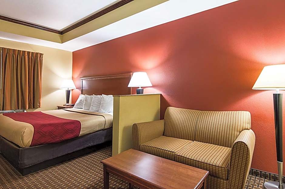Econo Lodge Inn And Suites Little Rock