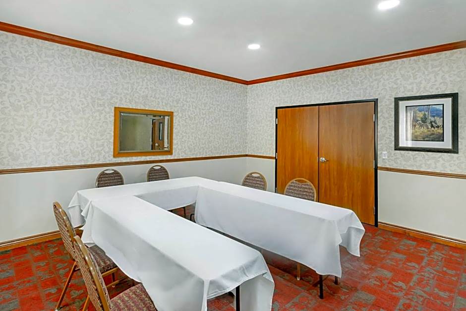 Best Western Holiday Hills