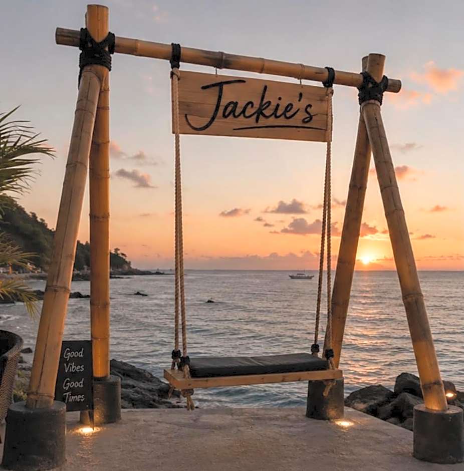 Jackies Gili Beach Club
