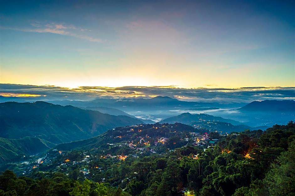 Baguio Holiday Villas