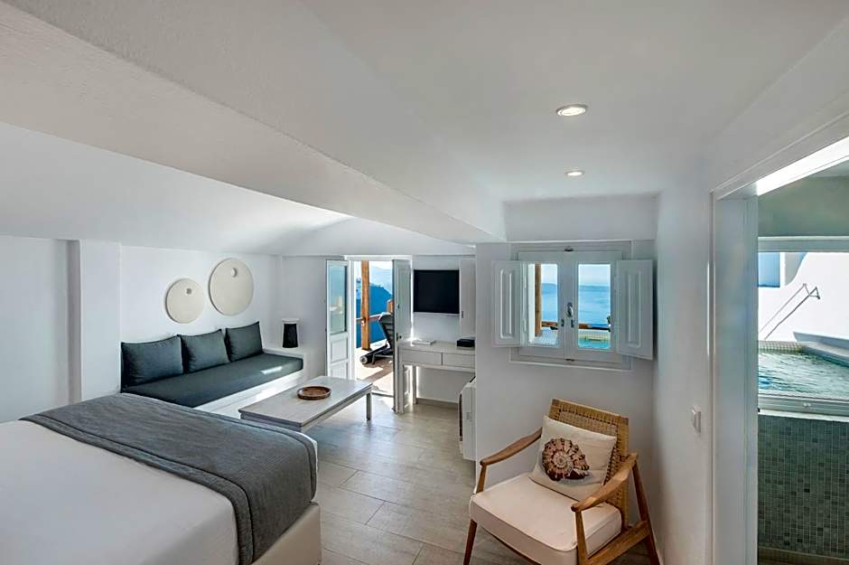 Aqua Luxury Suites Santorini