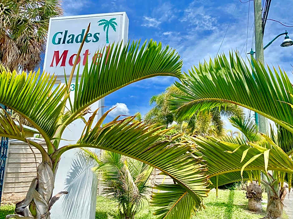 Glades Motel - Naples