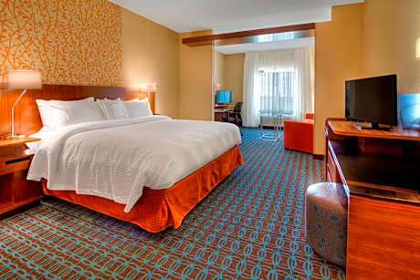 King Studio with Sofa Bed