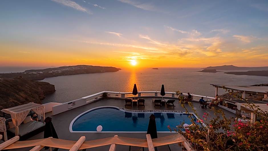 Athermi Suites - Adults Only