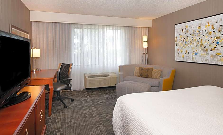 Courtyard by Marriott Newark Silicon Valley