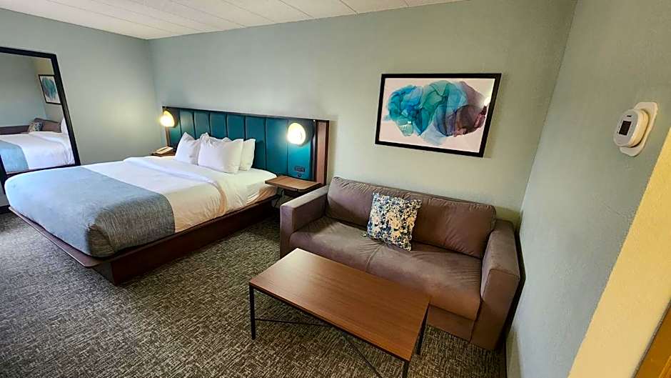 Wingate by Wyndham Cranberry