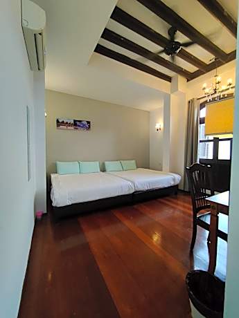 Carnarvon Heritge Lodge