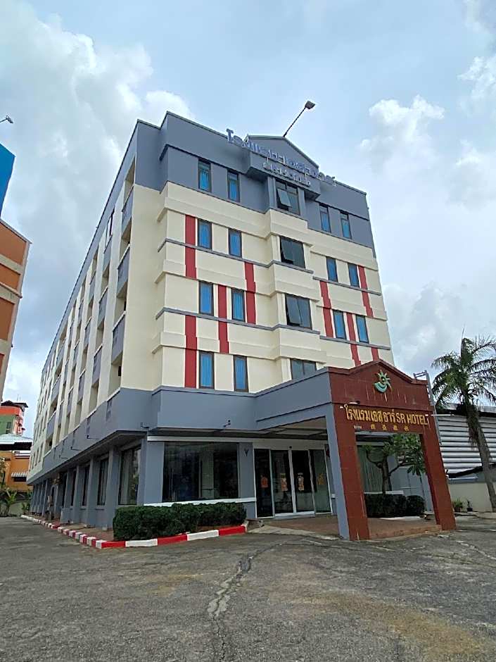 SR Hotel