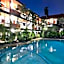 Simpang Inn