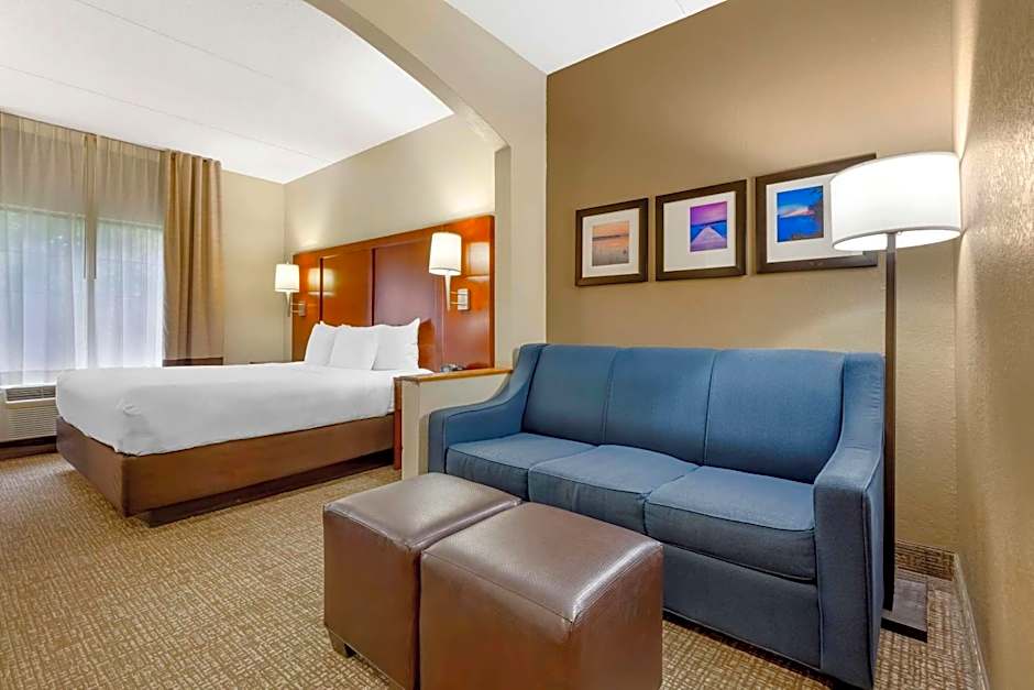 Comfort Suites Regency Park