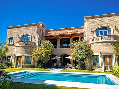 Hacienda Los Arcangeles