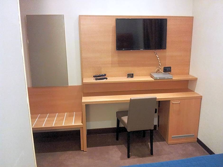 Residenza Cola Di Rienzo - Suite In Rome