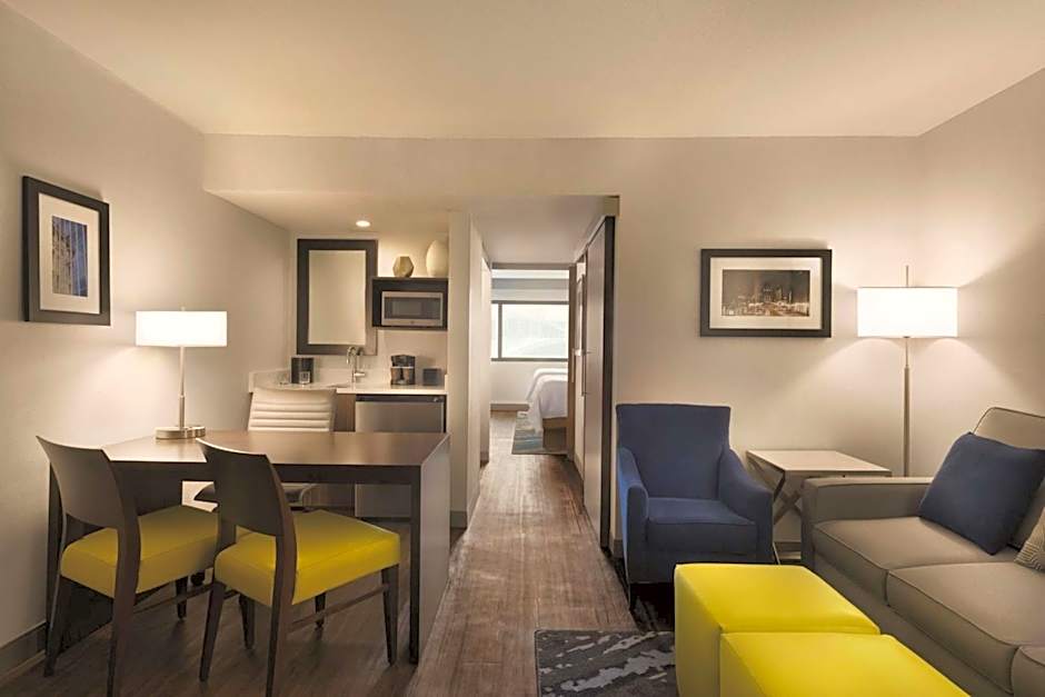 Embassy Suites By Hilton Hotel Indianapolis-Downtown