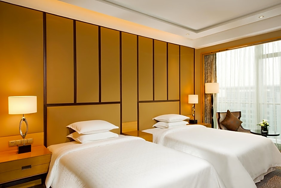 Sheraton Qingdao Jiaozhou Hotel