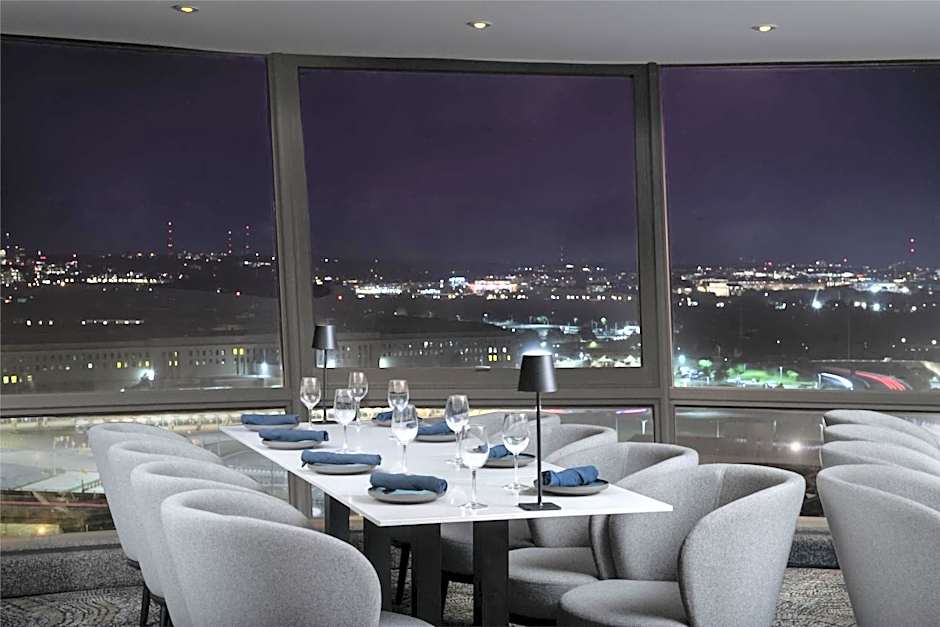 DoubleTree By Hilton Hotel Washington DC - Crystal City