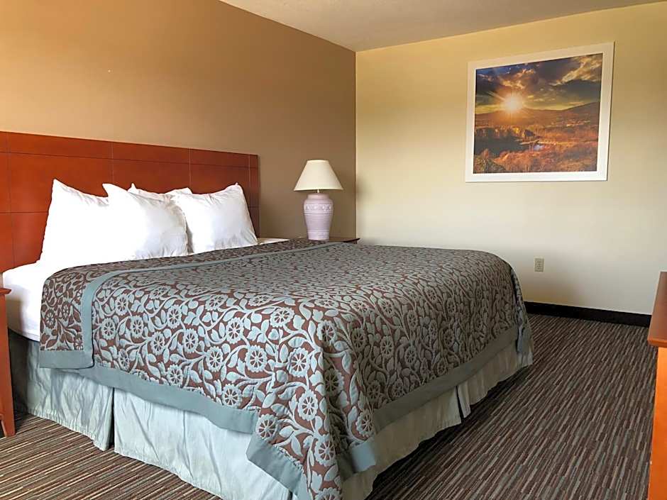 Days Inn by Wyndham Rio Rancho