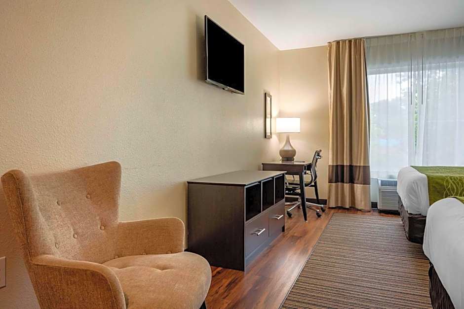 Comfort Inn Connellsville Riverview