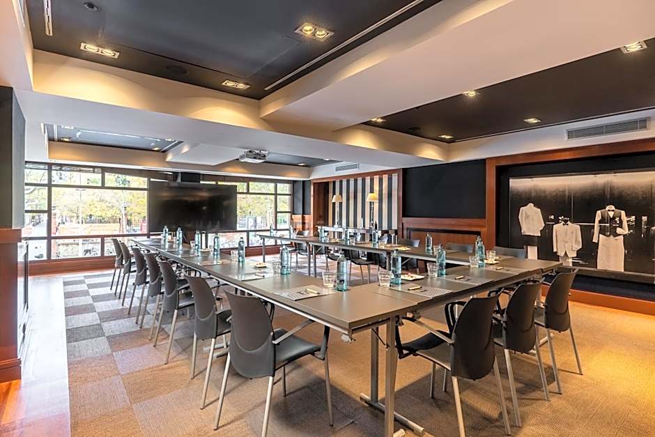U232 Hotel