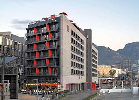 Radisson RED Hotel V&A Waterfront Cape Town