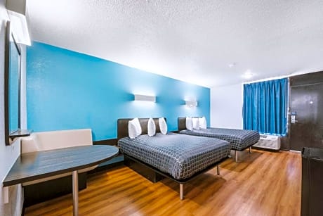 Sky Palace Inn & Suites By Jasper Beeville