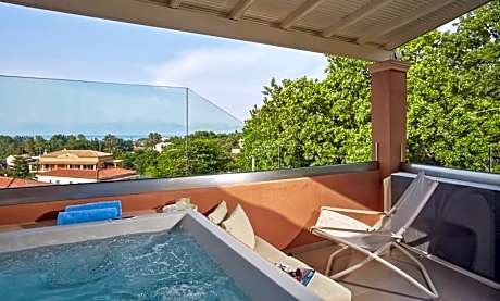 MASTER SUITE with PRIVATE JACUZZI