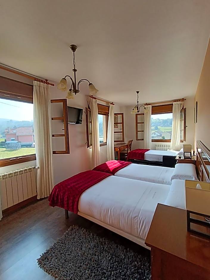 Hotel Rural Foncubierta