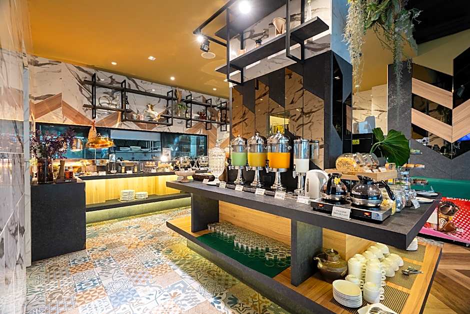 Rak Elegant Hotel Patong