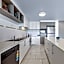 Airlie Summit Apartments