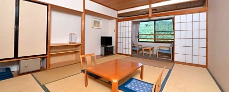Japanese-Style Room - East Building - Non-Smoking