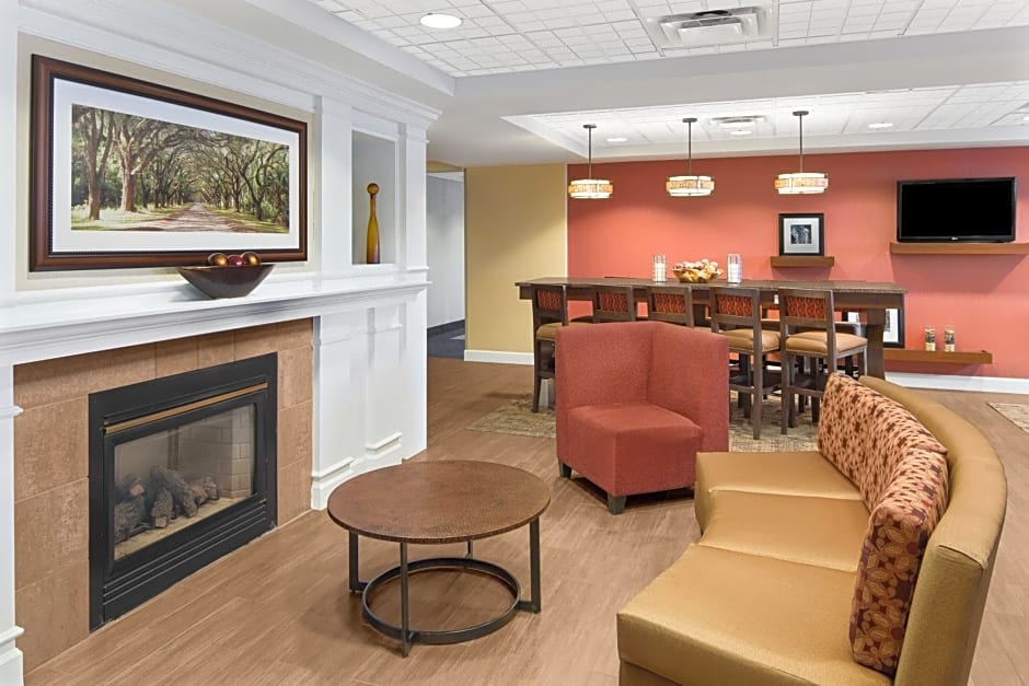 Hampton Inn Columbus-North