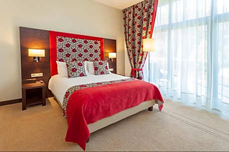 Superior Double Room with Garden View and jacuzzi