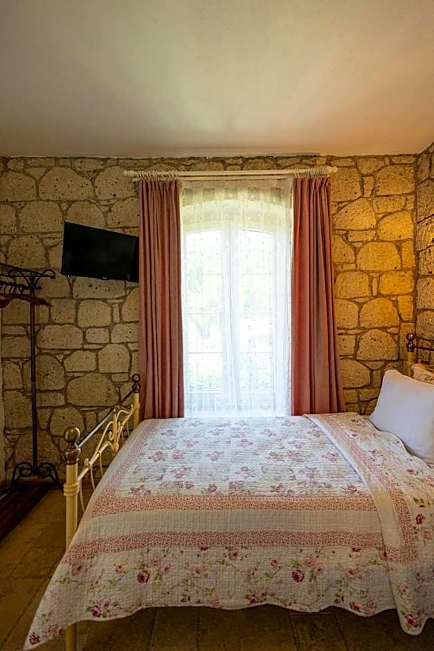 Kupina Alaçatı