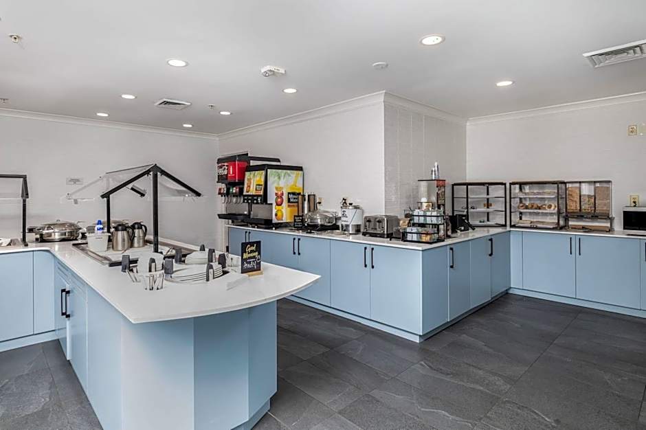 Staybridge Suites Madison - East By IHG