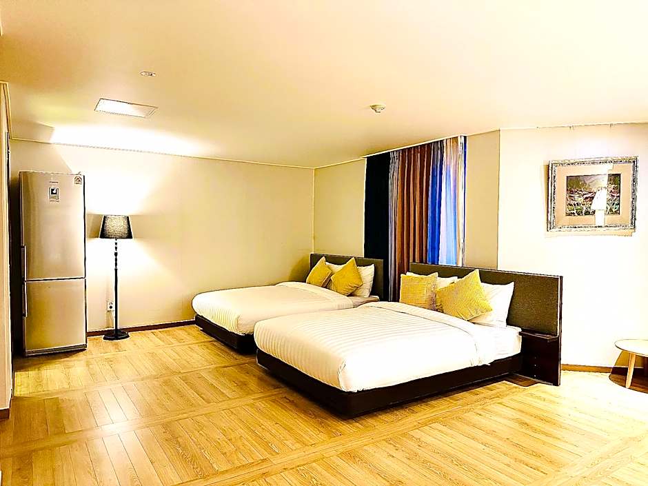 Benikea Chaeseokgang StarHills Hotel