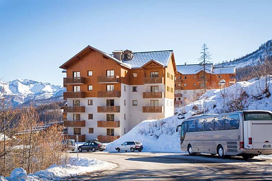 Les Gentianes by Actisource