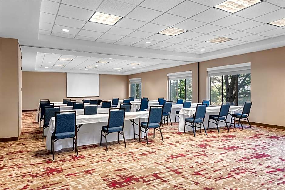 Hilton Garden Inn Overland Park