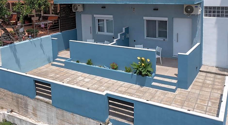 Unique Aura Luxury Studios