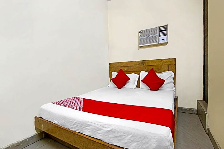 Hotel Sudarshan Palace Deluxe – Delhi, NY