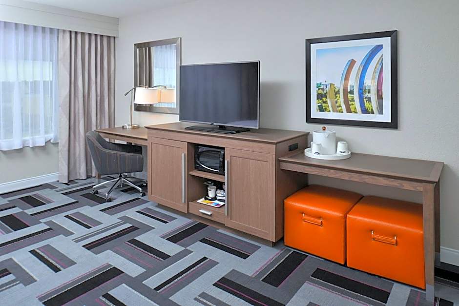 Hampton Inn By Hilton & Suites Ames, IA