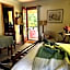Green Gables B&B Waterfront Apartment or Garden Studio