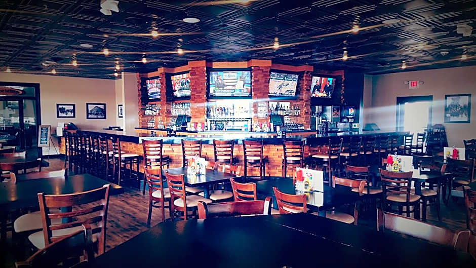 Woodfield Inn and Suites