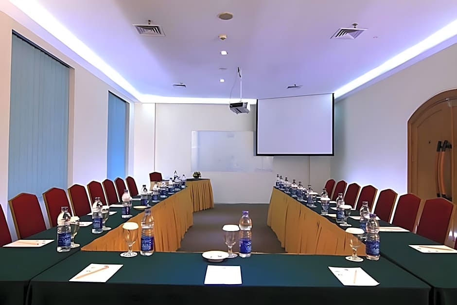 Horison Arcadia Mangga Dua