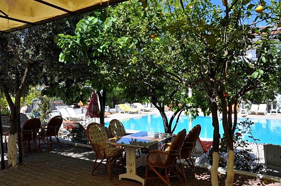 MESE HOTEL & APARTMENTS