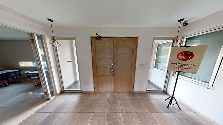 LeGreen Suite Tondano