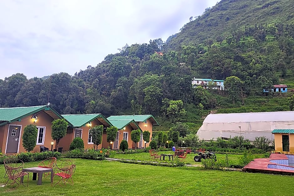 FabEscape Pine Hill View