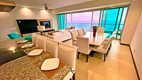 Departamento Peninsula Mazatlan hasta 12 huéspedes